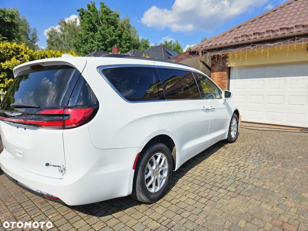 Chrysler Pacifica - 3