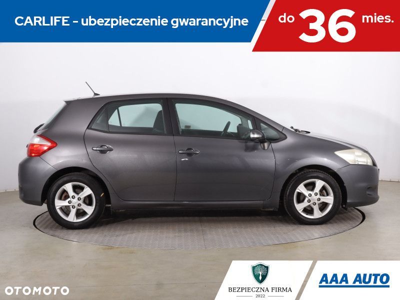 Toyota Auris - 8