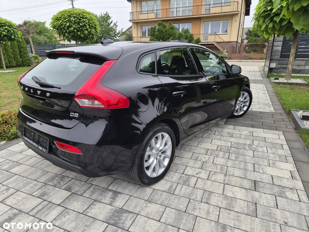 Volvo V40 D2 - 8