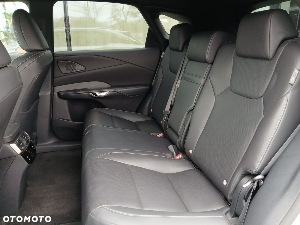 Lexus RX - 7