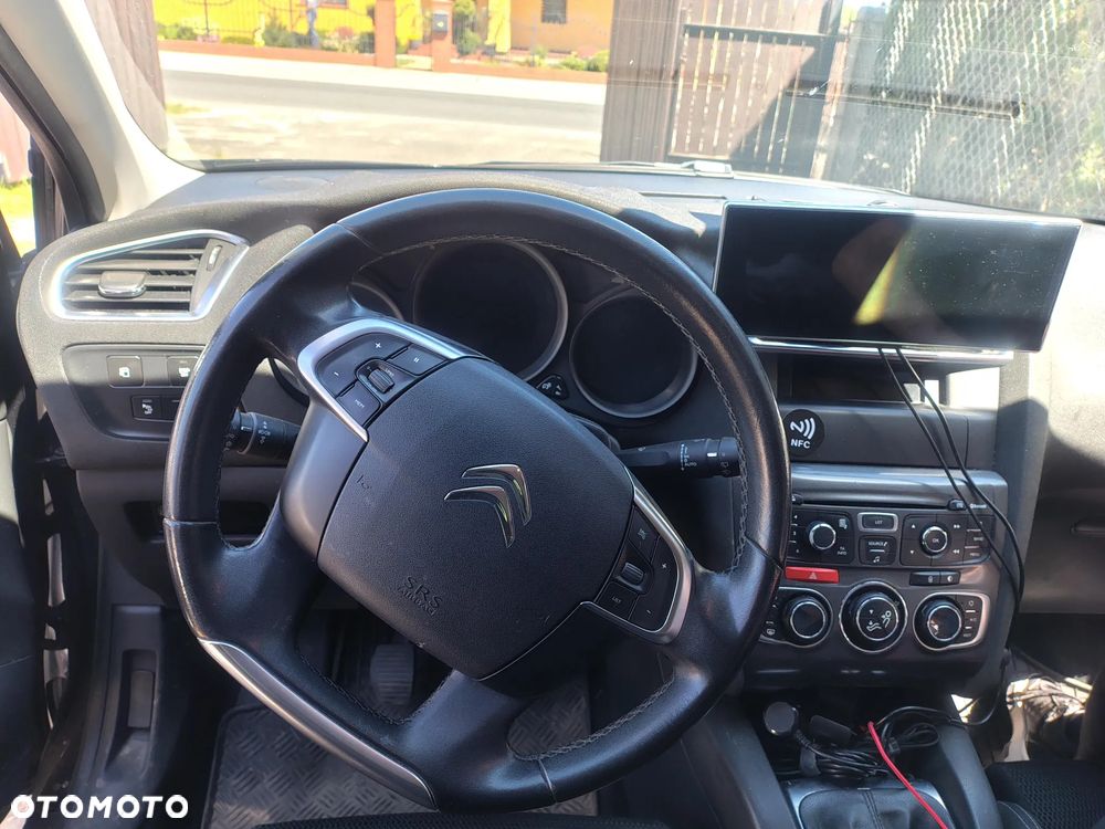 Citroën C4 1.6 VTi Seduction - 9
