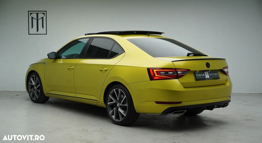 Skoda Superb 2.0 TSI 4X4 DSG Sportline - 3