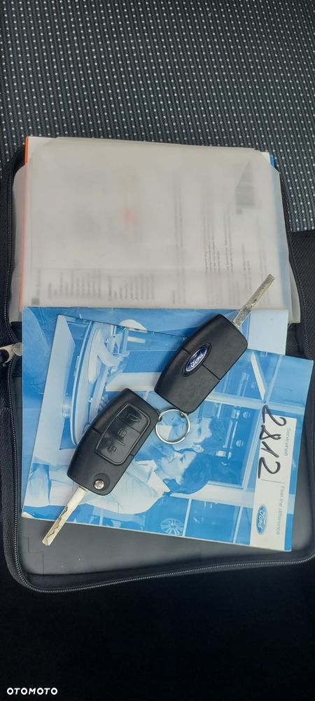 Ford Mondeo - 28