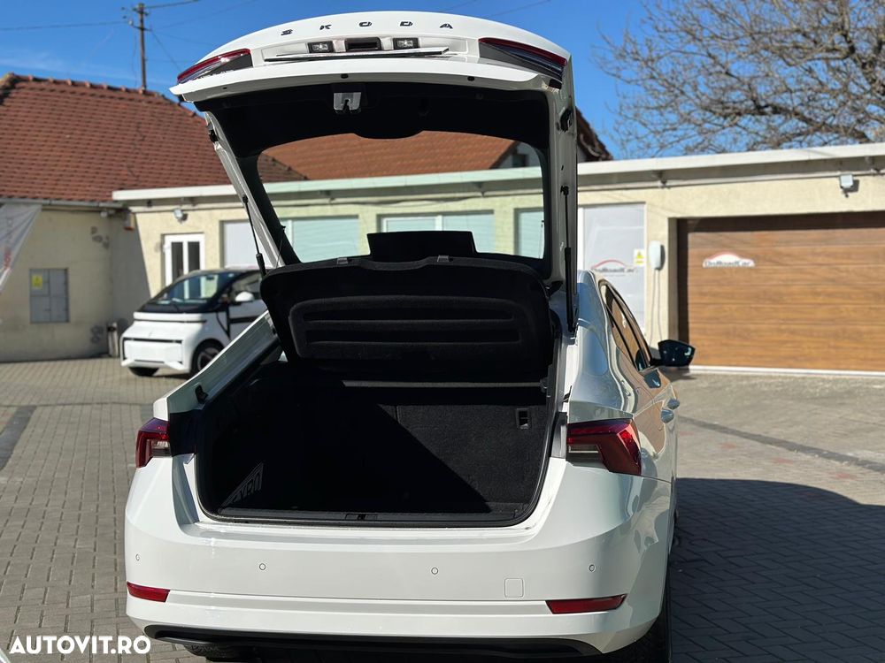 Skoda Octavia 1.5 TSI ACT Clever - 11