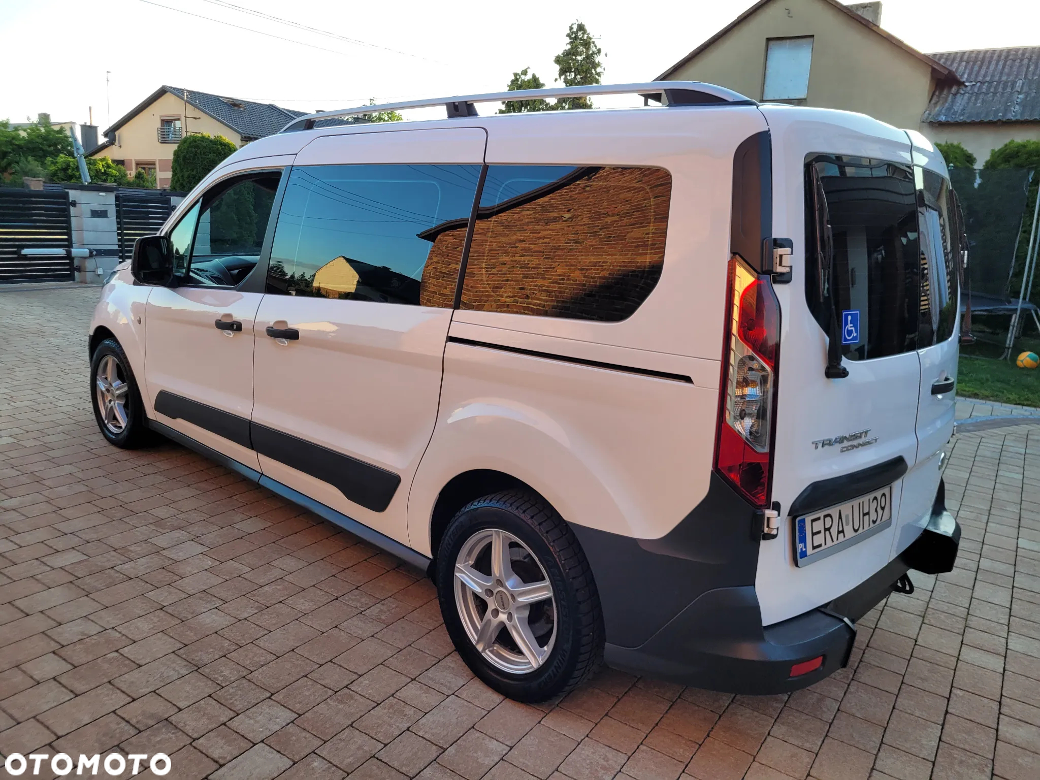 Ford Transit Connect - 8