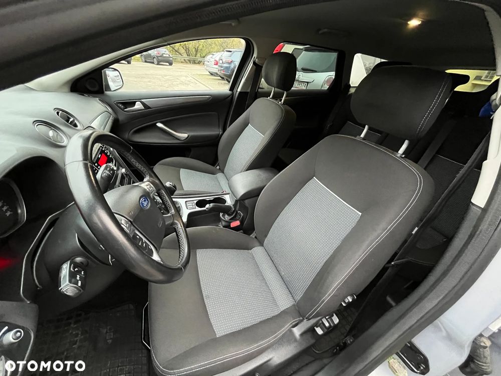 Ford Mondeo SW 1.6 T Trend - 8