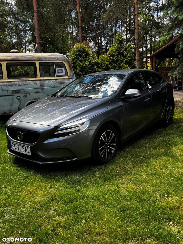 Volvo V40 D2 Momentum - 3