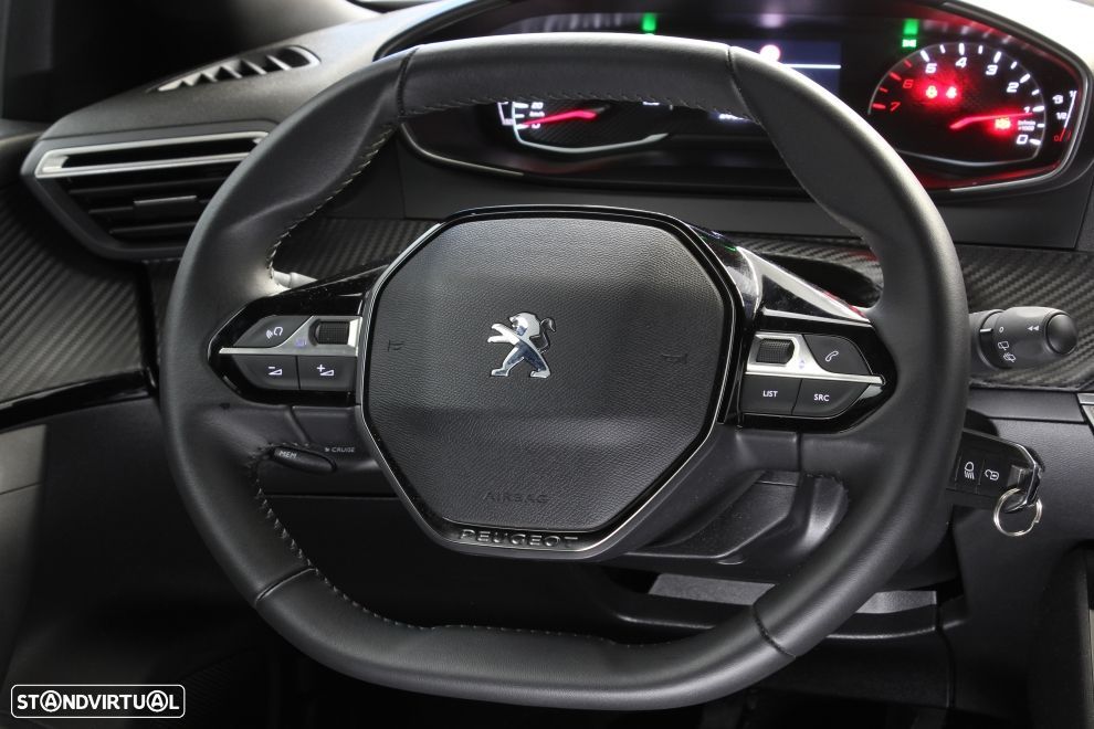 Peugeot 2008 1.2 PureTech Active Pack - 16
