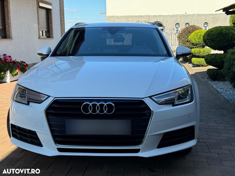 Audi A4 Avant 2.0 TDI S tronic - 2
