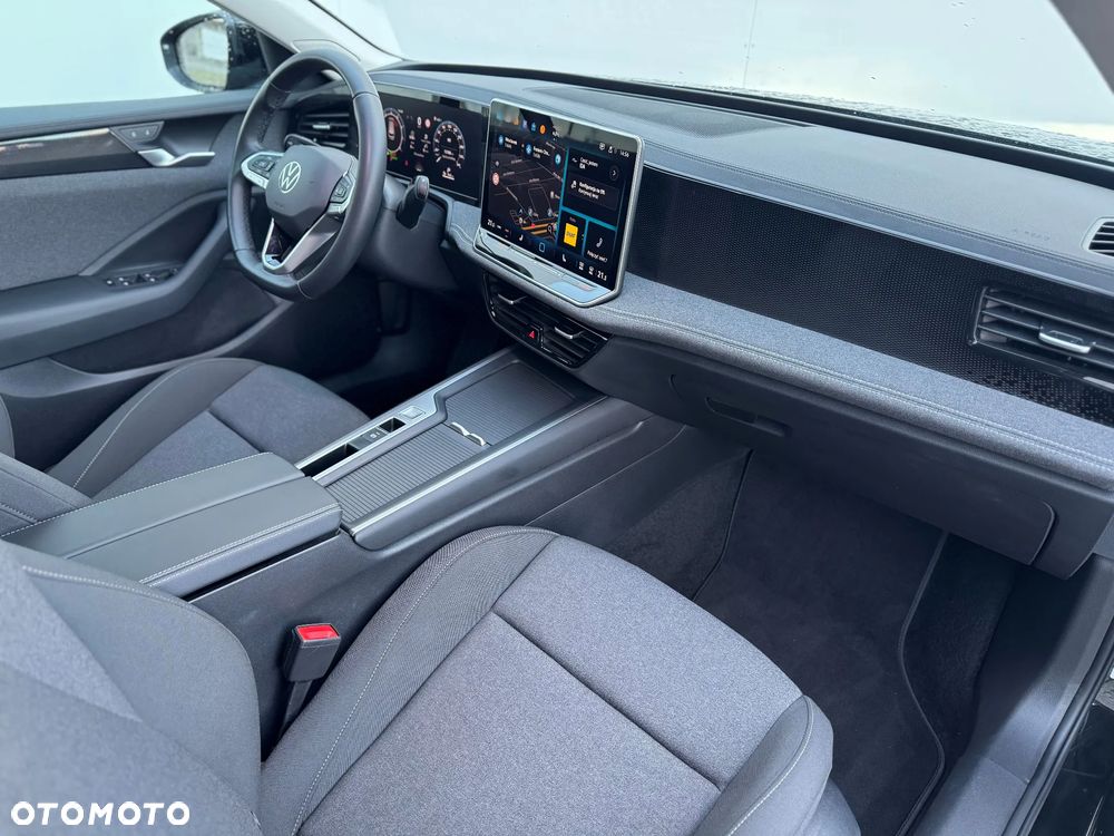 Volkswagen Passat ver-1-5-e--tsi-opf-dsg - 7