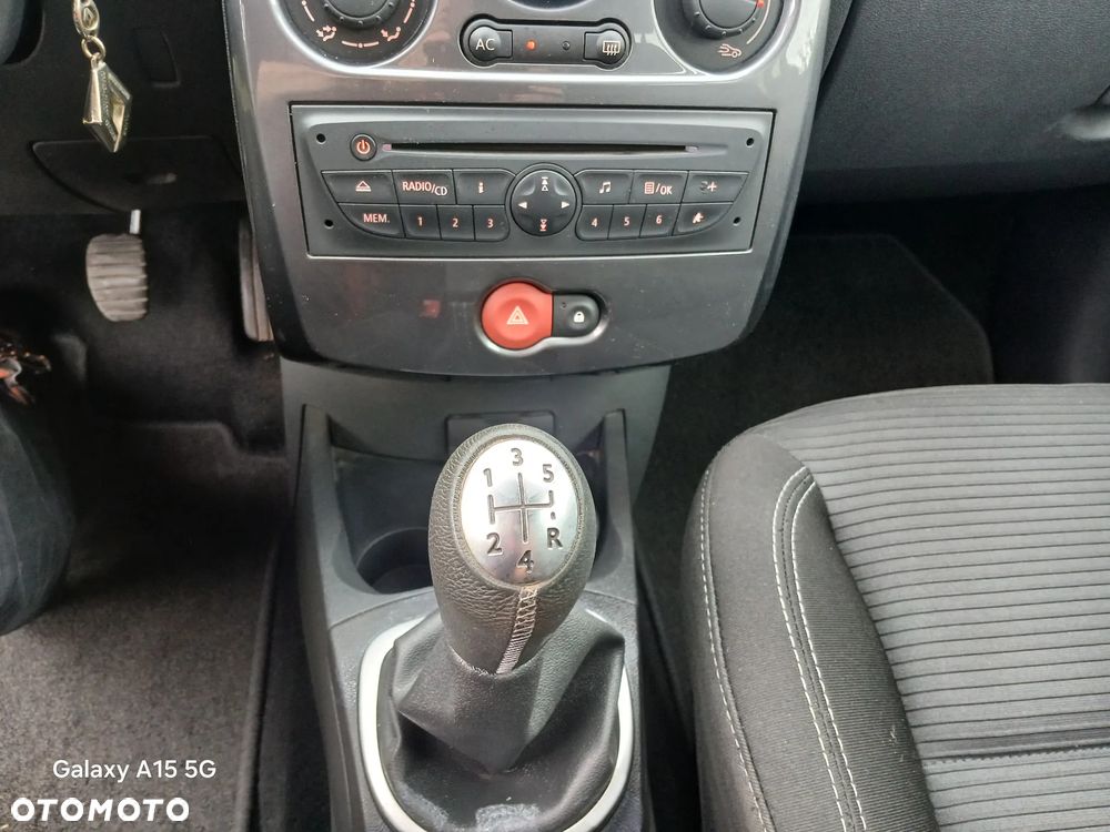 Renault Clio TCe 100 TomTom Edition - 27