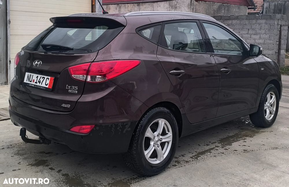 Hyundai ix35 2.0 CRDI 4WD Premium - 5
