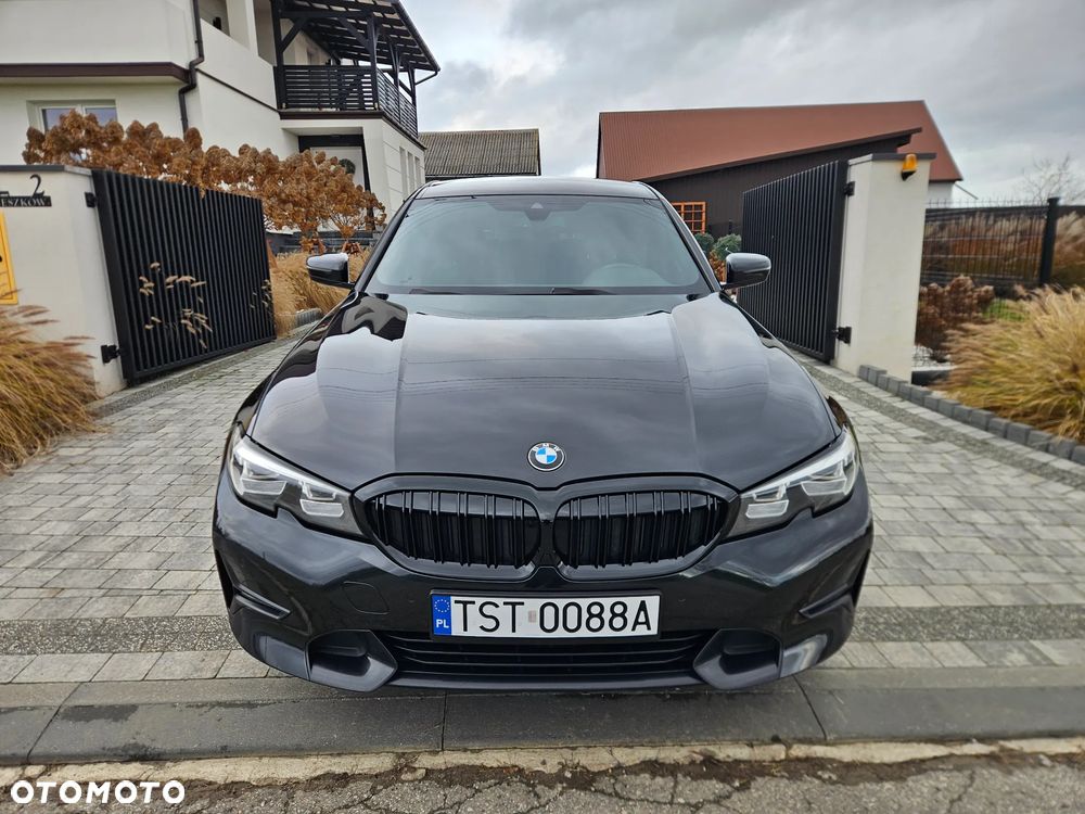 BMW Seria 3 318d Edition M Sport Shadow - 8