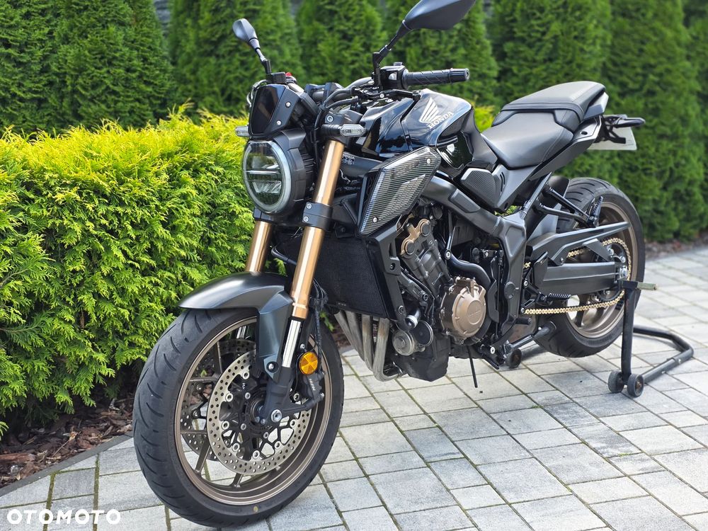 Honda CB - 16