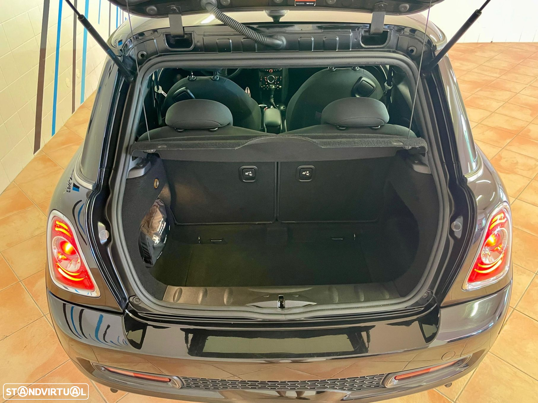 MINI 3 Portas Cooper S Auto - 26