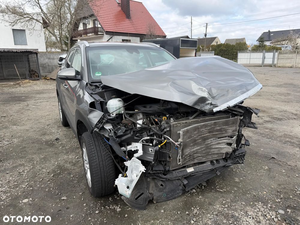 Hyundai Tucson 1.6 GDi 2WD Select - 32