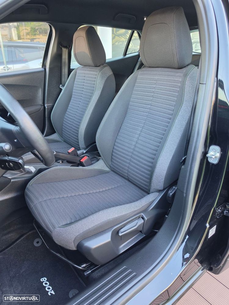 Peugeot 2008 1.2 PureTech Active Pack - 24