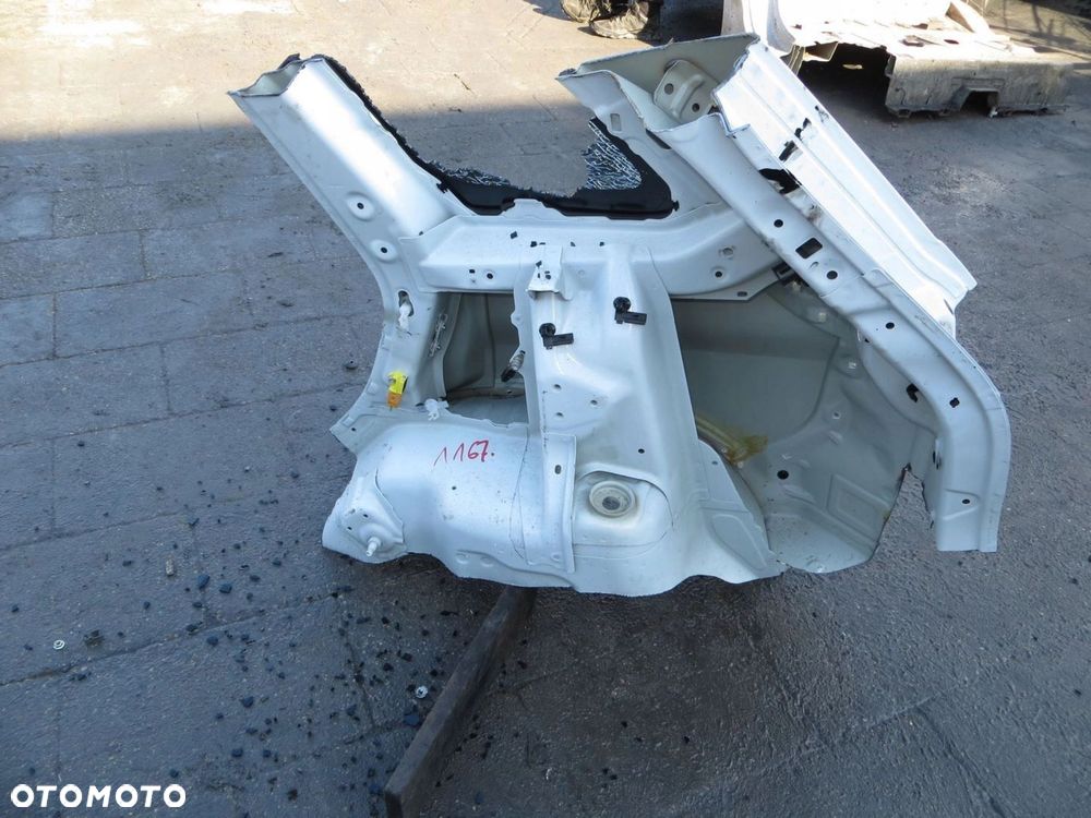 SUZUKI VITARA III BŁOTNIK PRAWY TYŁ TYLNY 26U 14- - 3