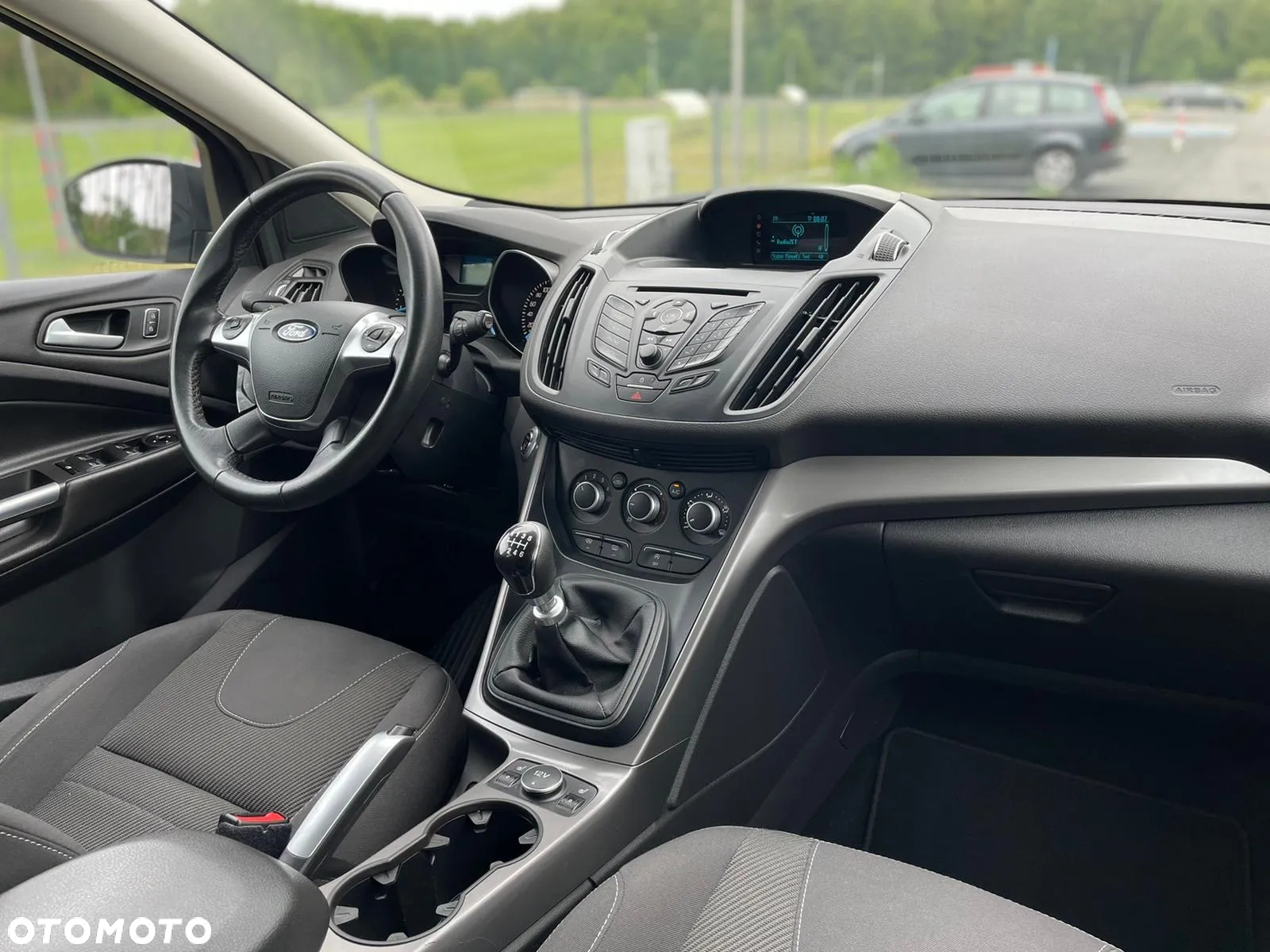 Ford Kuga - 11