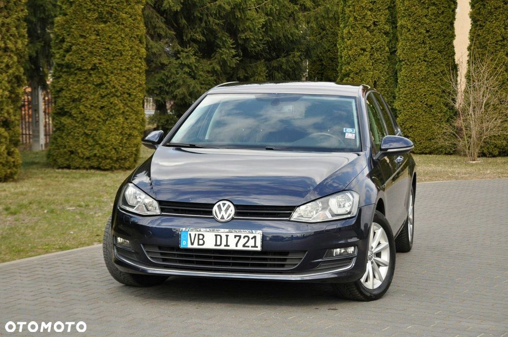 Volkswagen Golf - 8