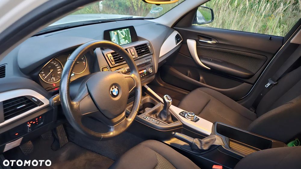 BMW Seria 1 116i Sport Line - 8
