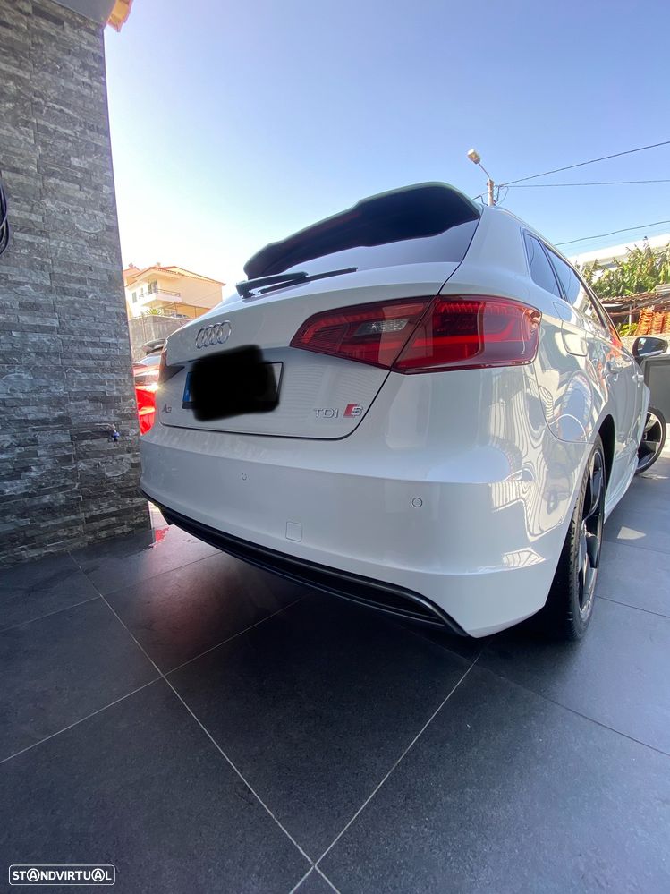 Audi A3 Sportback 2.0 TDI S-line S tronic - 12