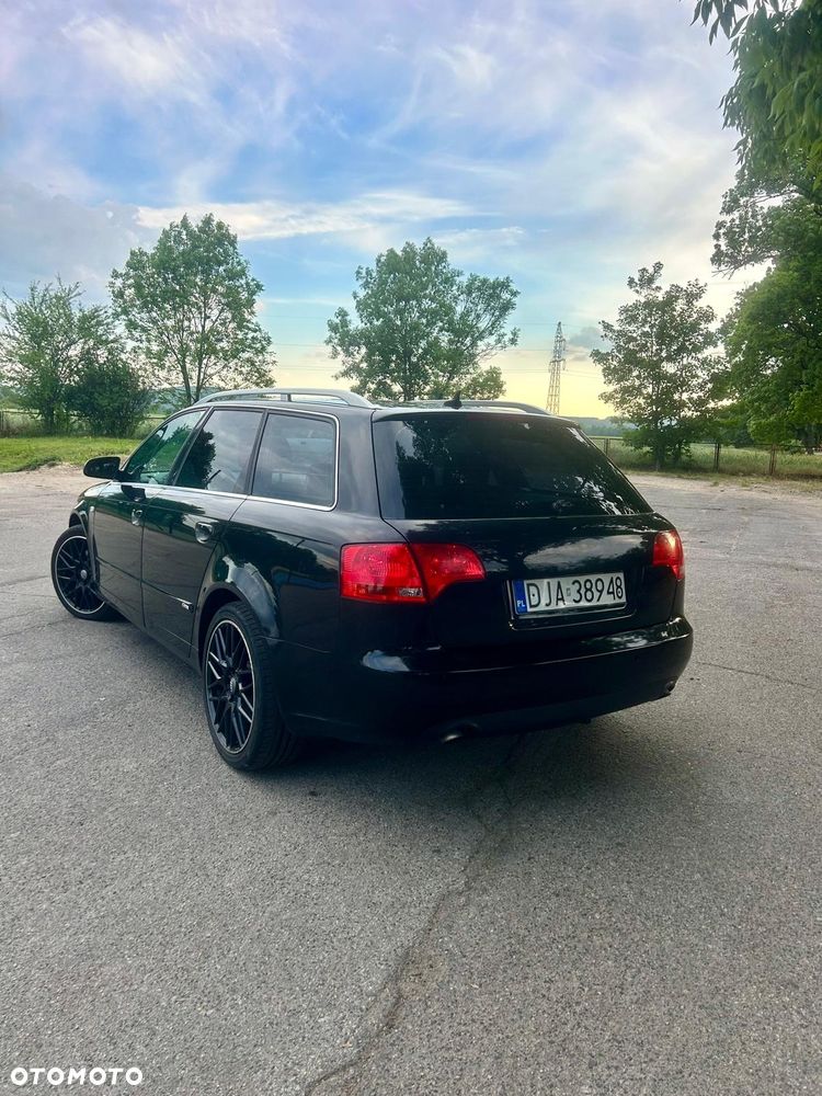 Audi A4 Avant - 4