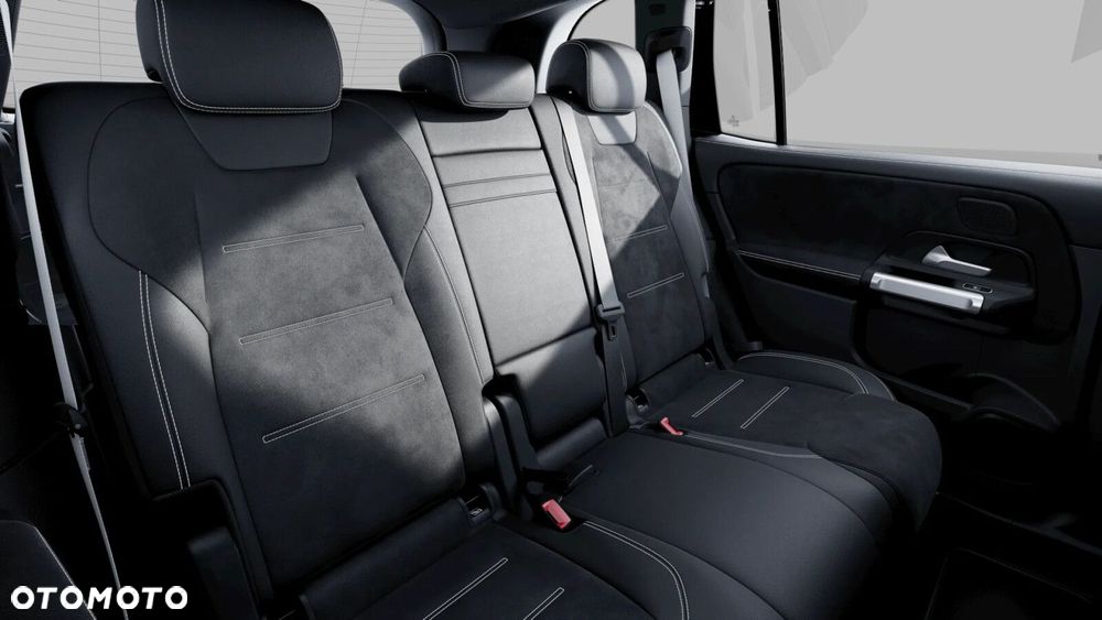 Mercedes-Benz GLB 200 d AMG Line 8G-DCT - 10