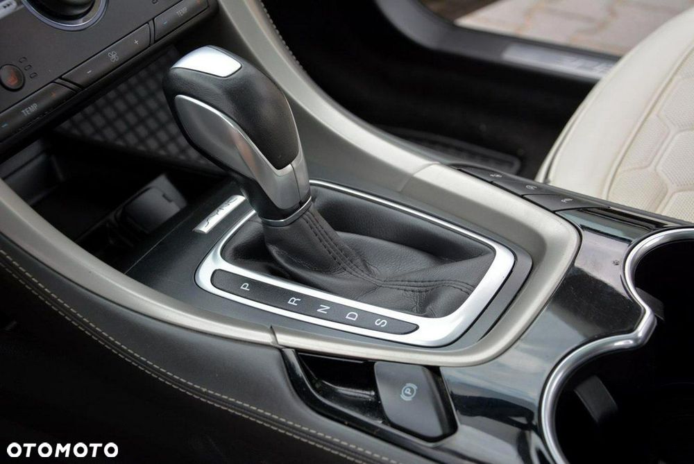 Ford Mondeo 2.0 TDCi Bi-Turbo PowerShift-Aut Vignale - 30