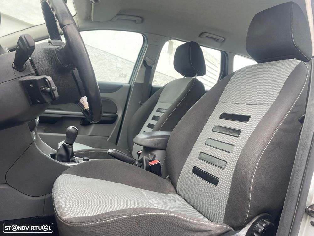 Ford Focus SW 1.6 TDCi Titanium - 5