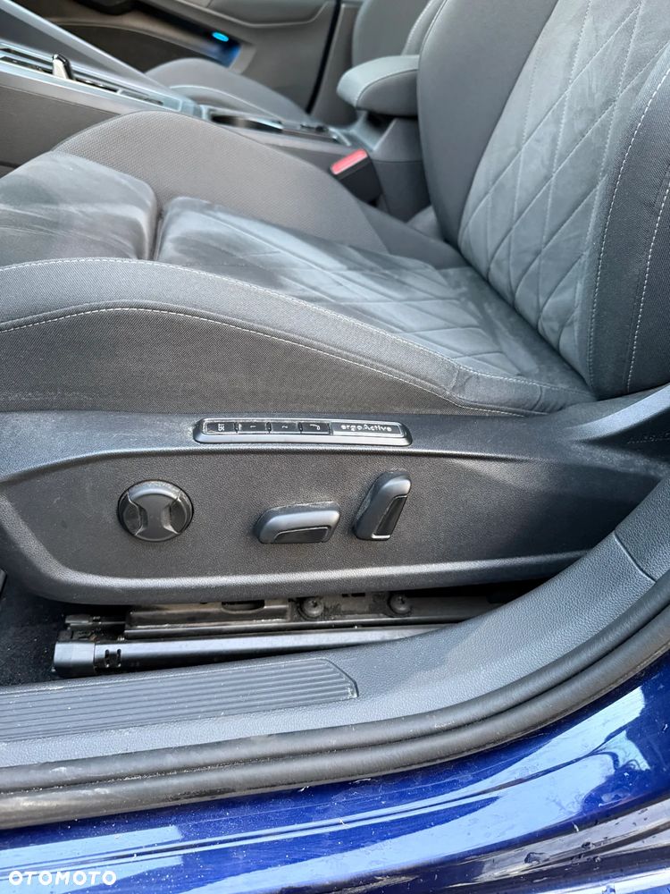 Volkswagen Golf 2.0 TDI Style DSG - 7