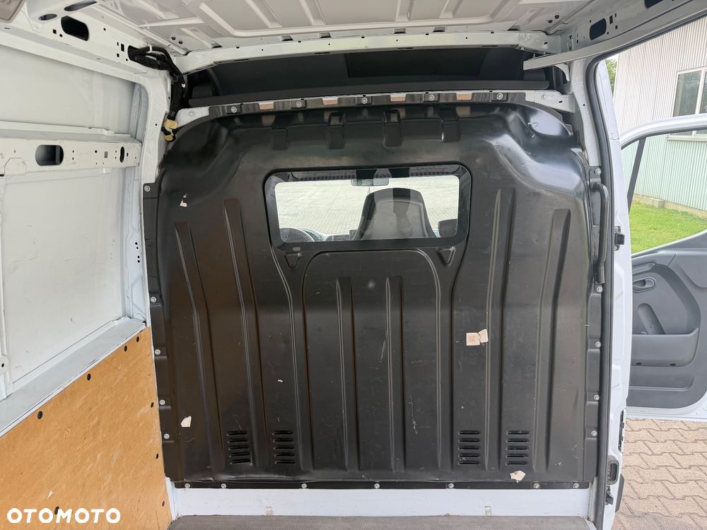 Opel Movano - 28