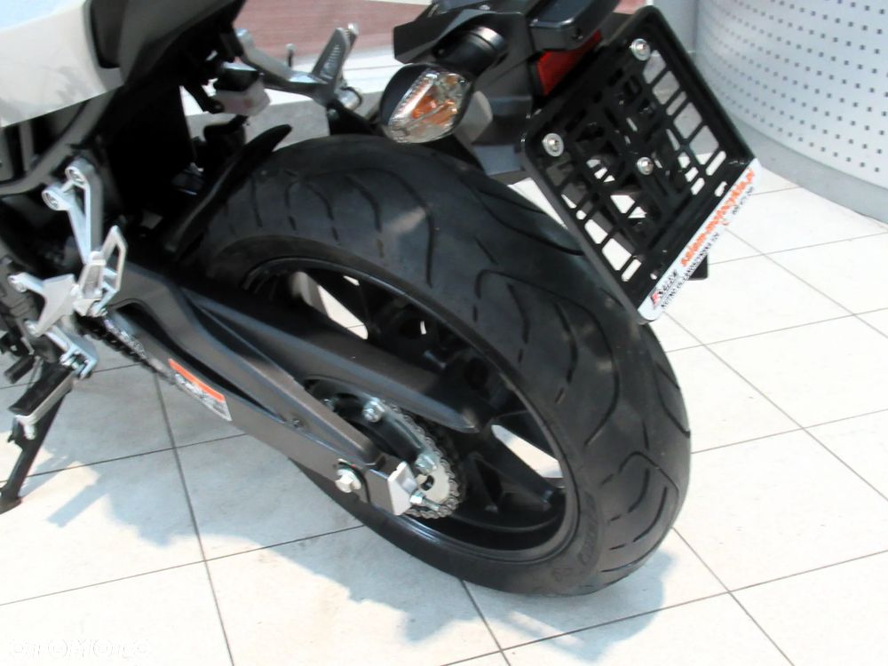 Honda CB - 22