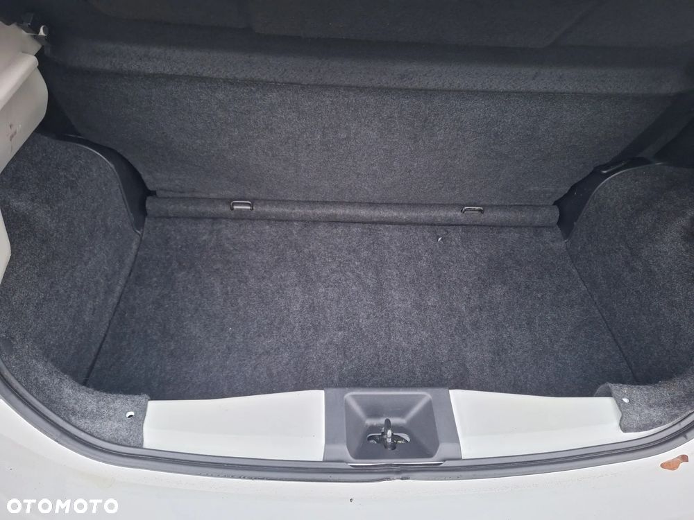 Nissan Micra 1.2 Visia First - 5