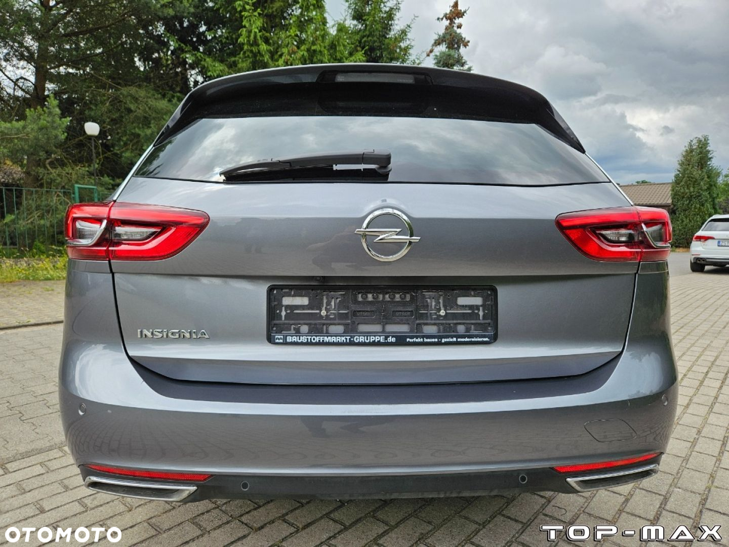 Opel Insignia - 10