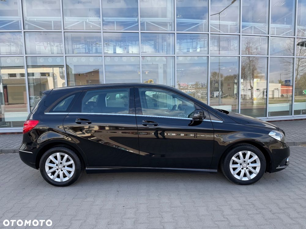 Mercedes-Benz Klasa B 180 d BlueEFFICIENCY Edition - 9