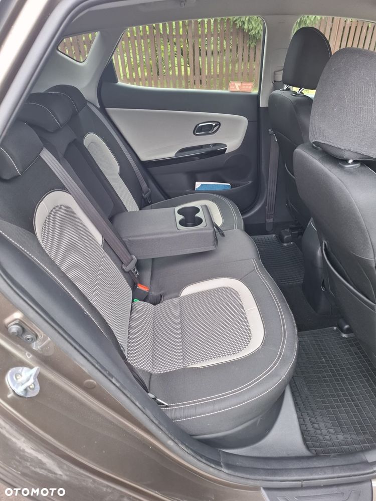 Kia Ceed - 5