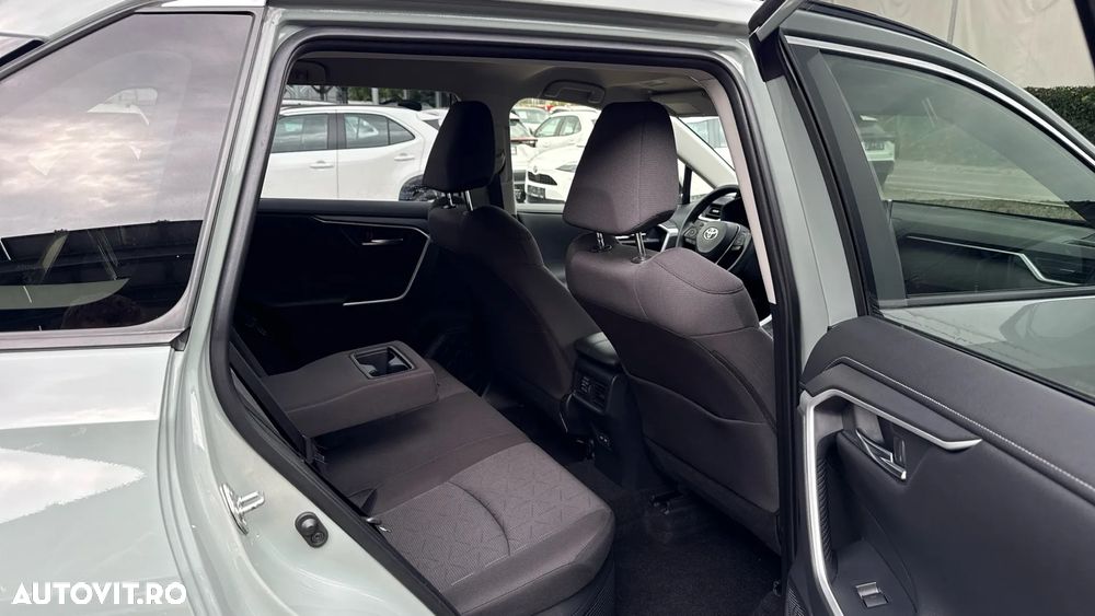 Toyota RAV4 2.5 VVT-iE 4x4 Dynamic - 31