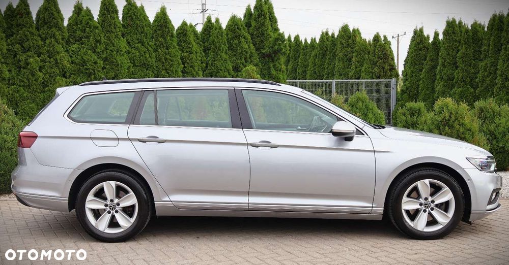 Volkswagen Passat Variant 2.0 TDI SCR DSG 4Motion Business - 4