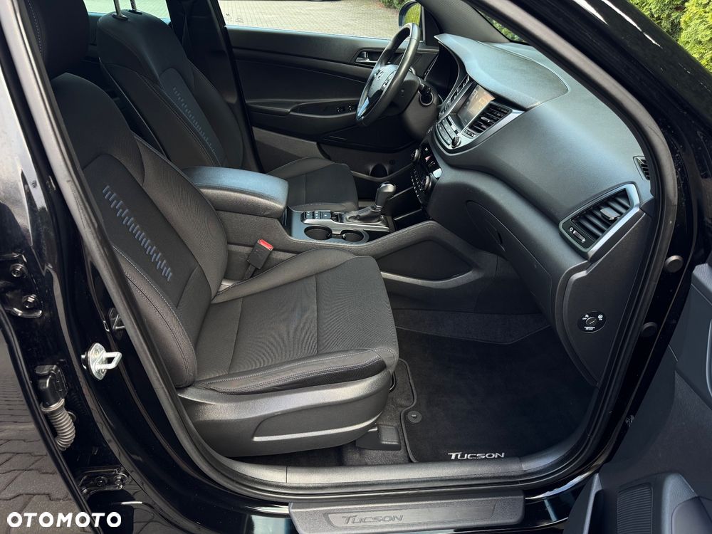 Hyundai Tucson blue 1.7 CRDi 2WD DCT Passion - 26