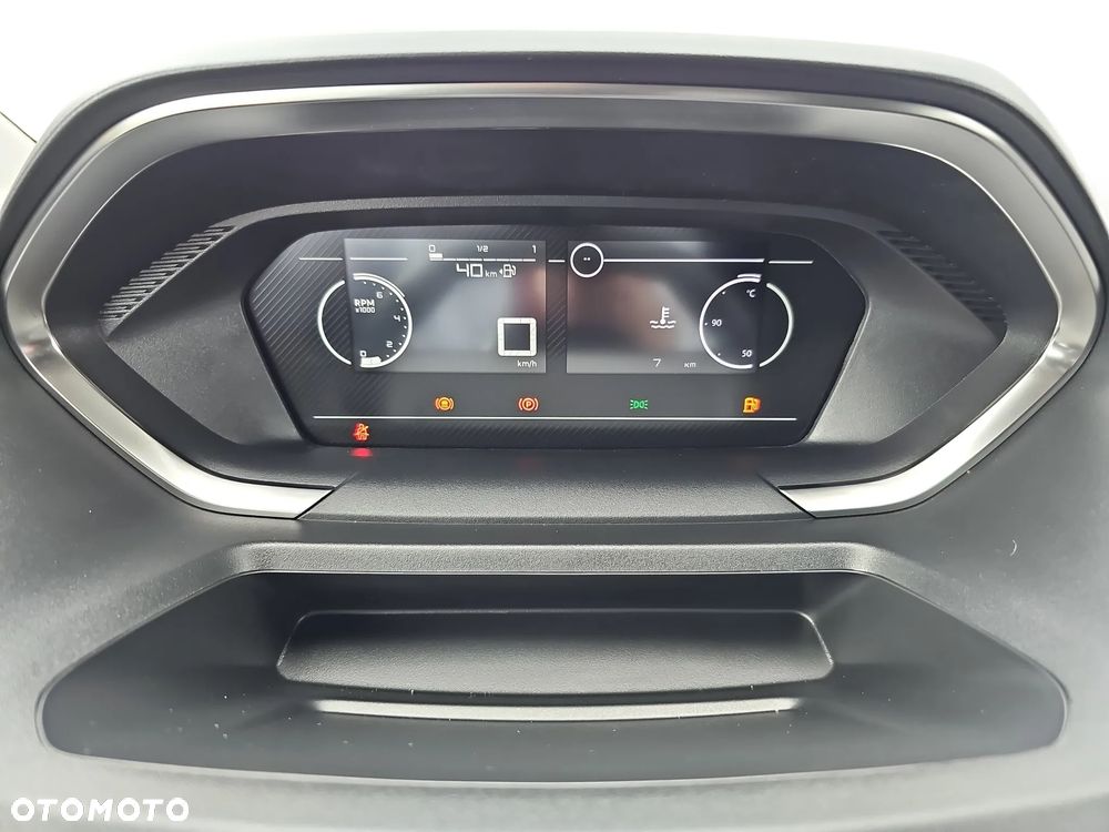 Peugeot Furgon Załogowy XL (długi) - 22