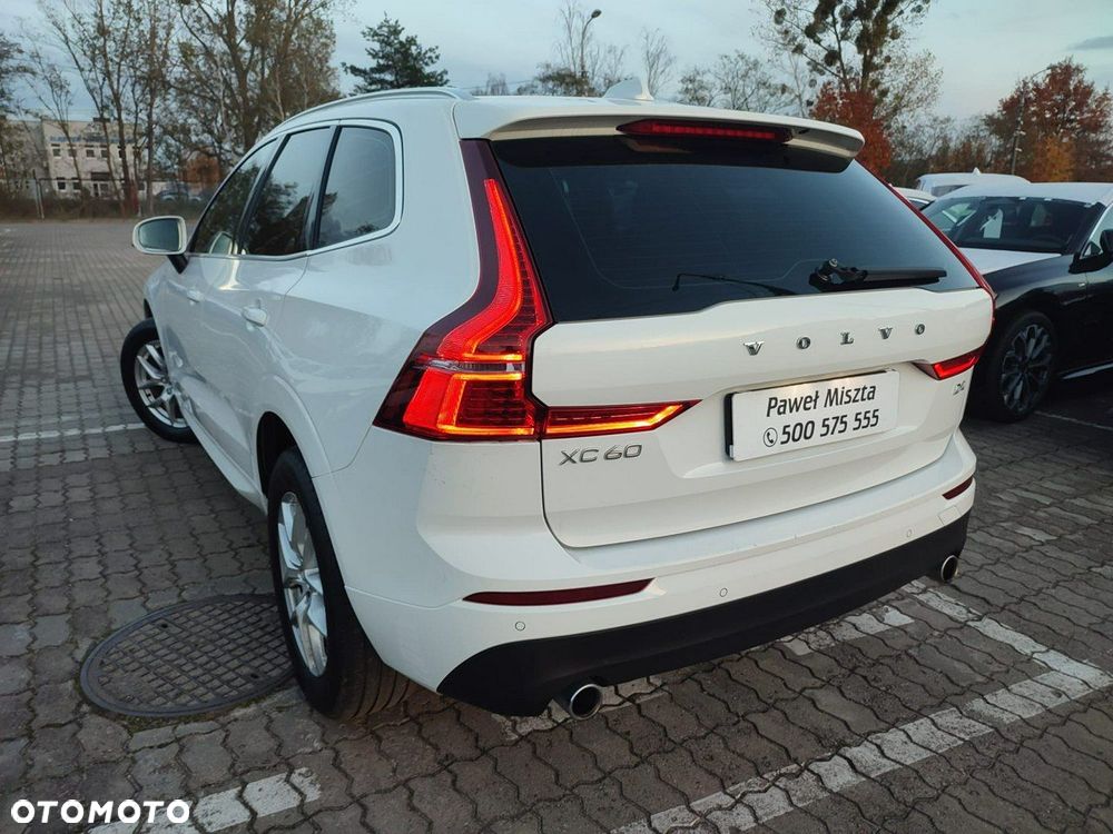 Volvo XC 60 D4 AWD Momentum - 35
