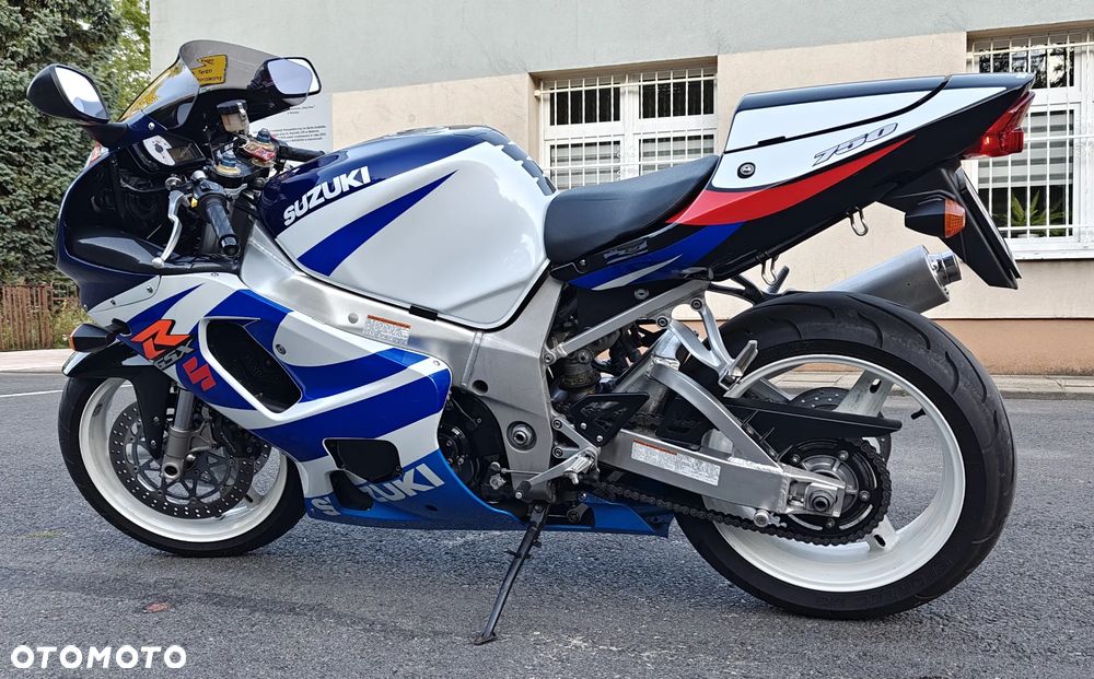 Suzuki GSX-R - 2