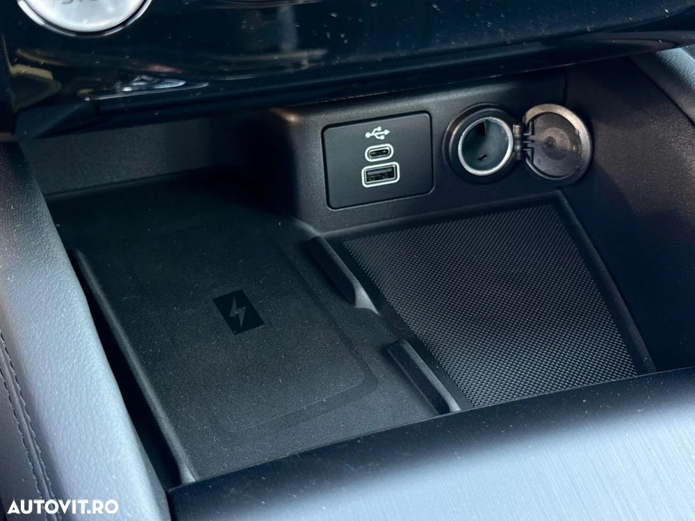 Ford Kuga 1.5 EcoBoost A8 FWD Titanium - 14