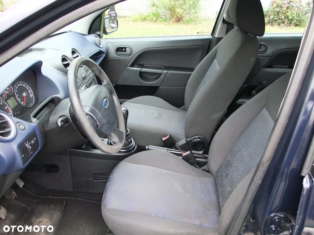 Ford Fiesta 1.3 - 13
