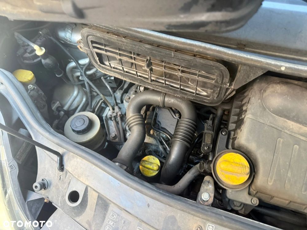 Opel Vivaro - 9
