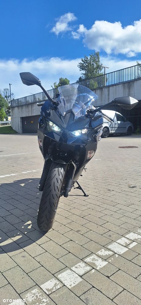 Kawasaki Ninja - 4