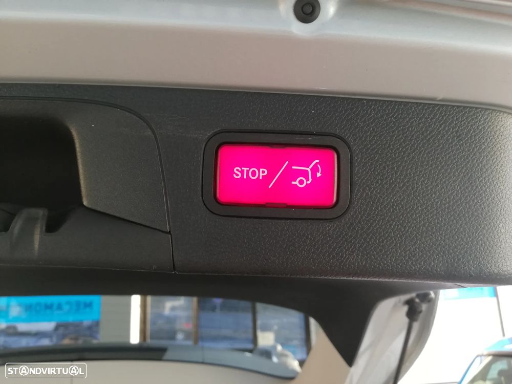 Mercedes-Benz GLC 220 d Coupe 4Matic 9G-TRONIC AMG Line - 17