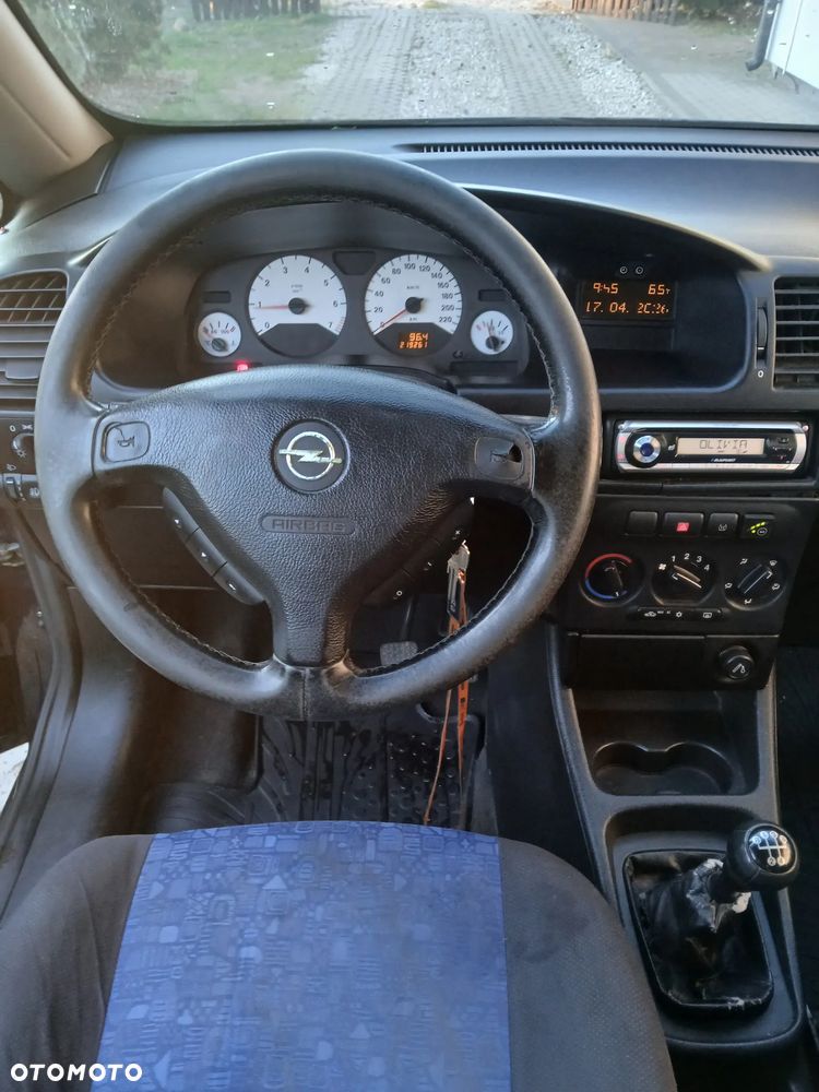 Opel Zafira 1.8 16V Elegance - 17