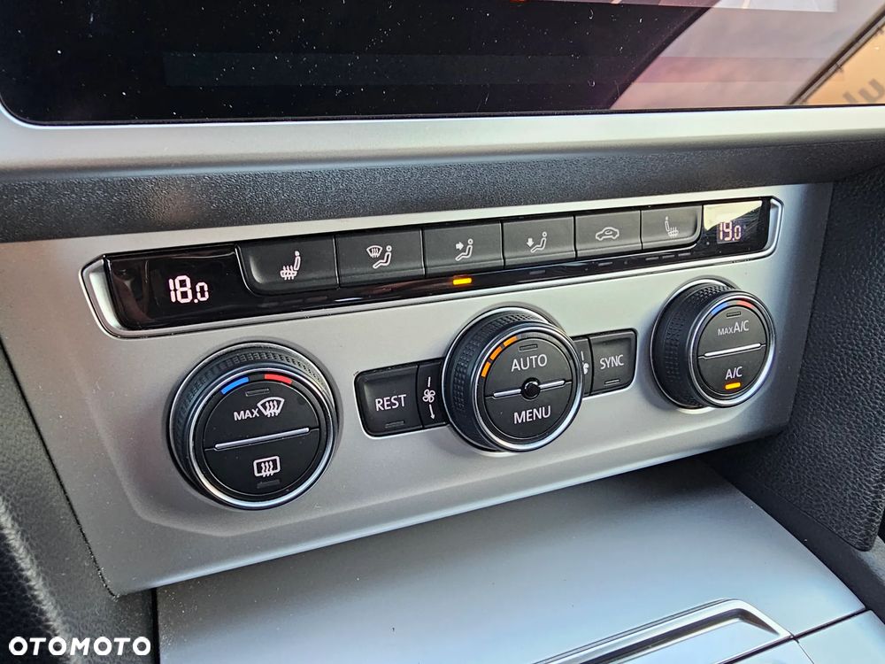 Volkswagen Passat 1.8 TSI BMT Comfortline DSG - 20